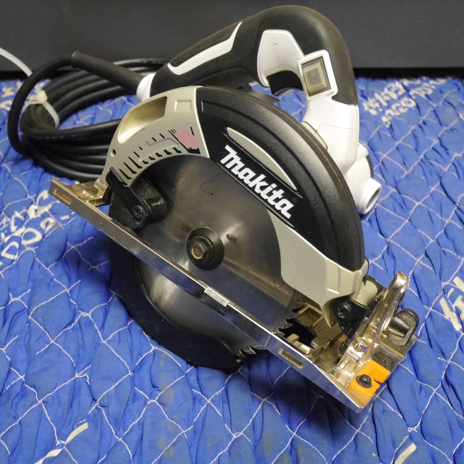 キレイ マキタ 147 mm 電子 マルノコ 5332 C 電動 工具 切断機 丸ノコ 丸のこ 丸鋸 makita 木工用 100 V