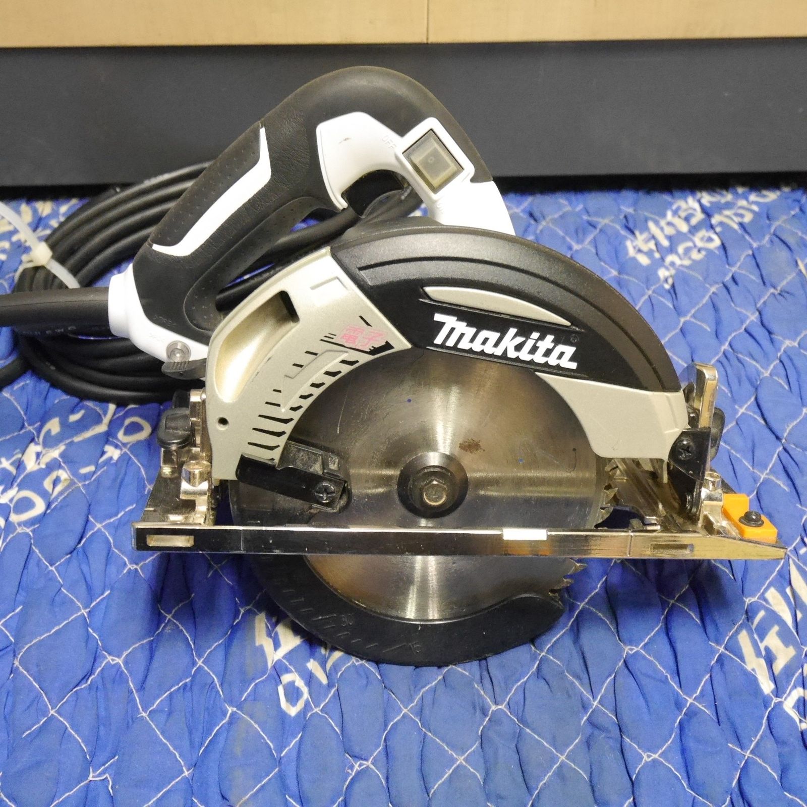 キレイ マキタ 147 mm 電子 マルノコ 5332 C 電動 工具 切断機 丸ノコ 丸のこ 丸鋸 makita 木工用 100 V