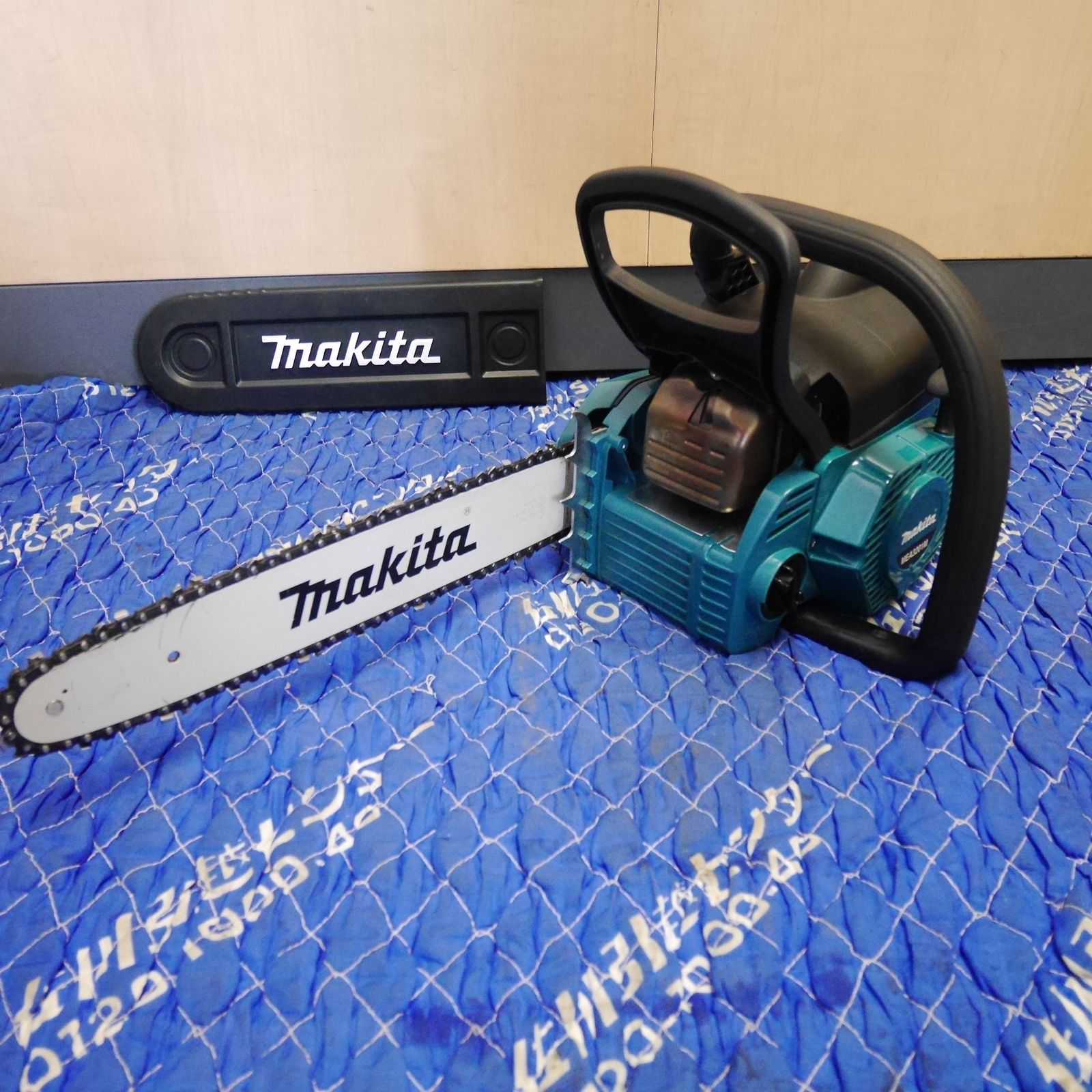 マキタ エンジン チェンソー チェーンソー 切断機 makita ガイドバー 長さ 約35 cm 品