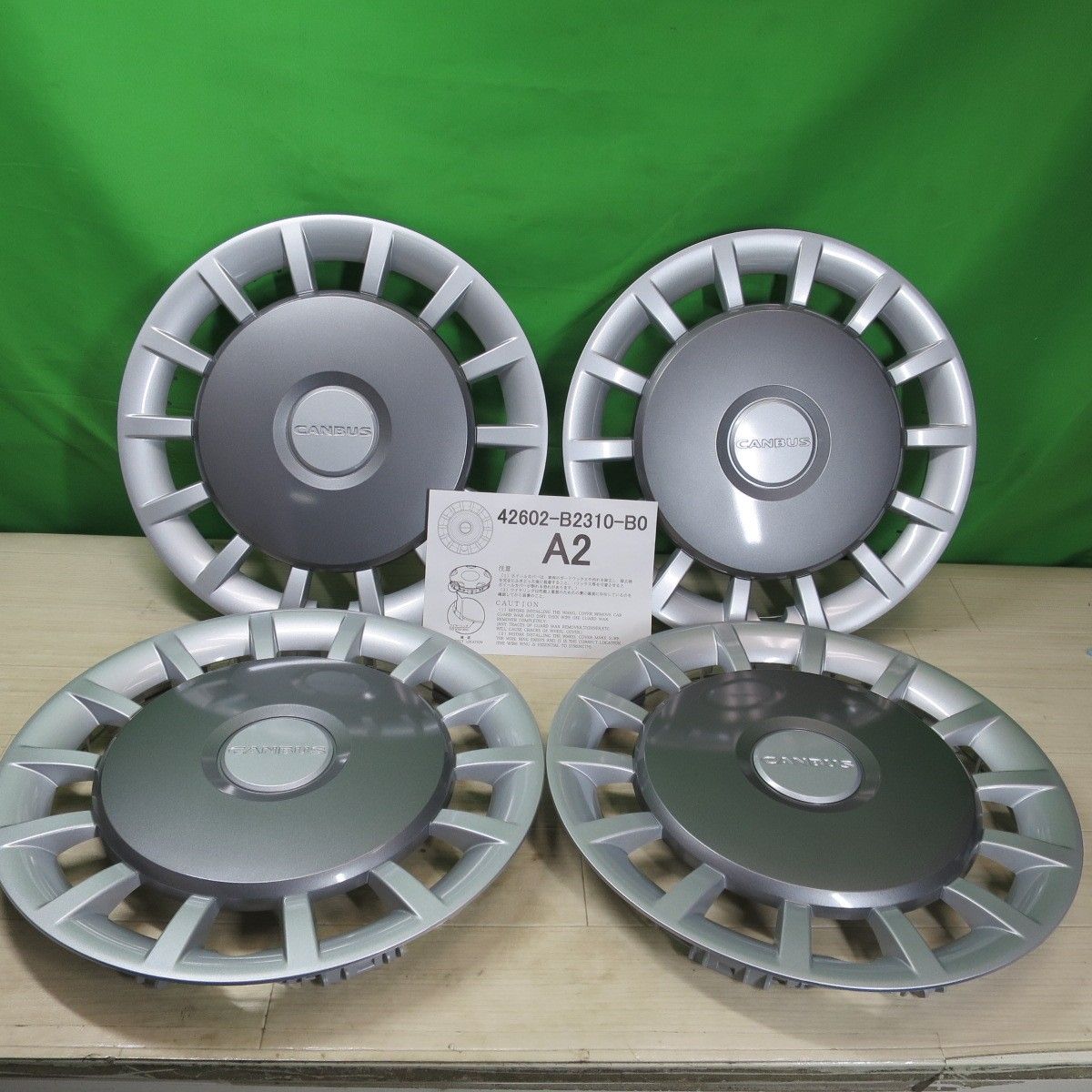送料無料] 未使用！4枚価格☆ダイハツ LA850S LA860S ムーブ 