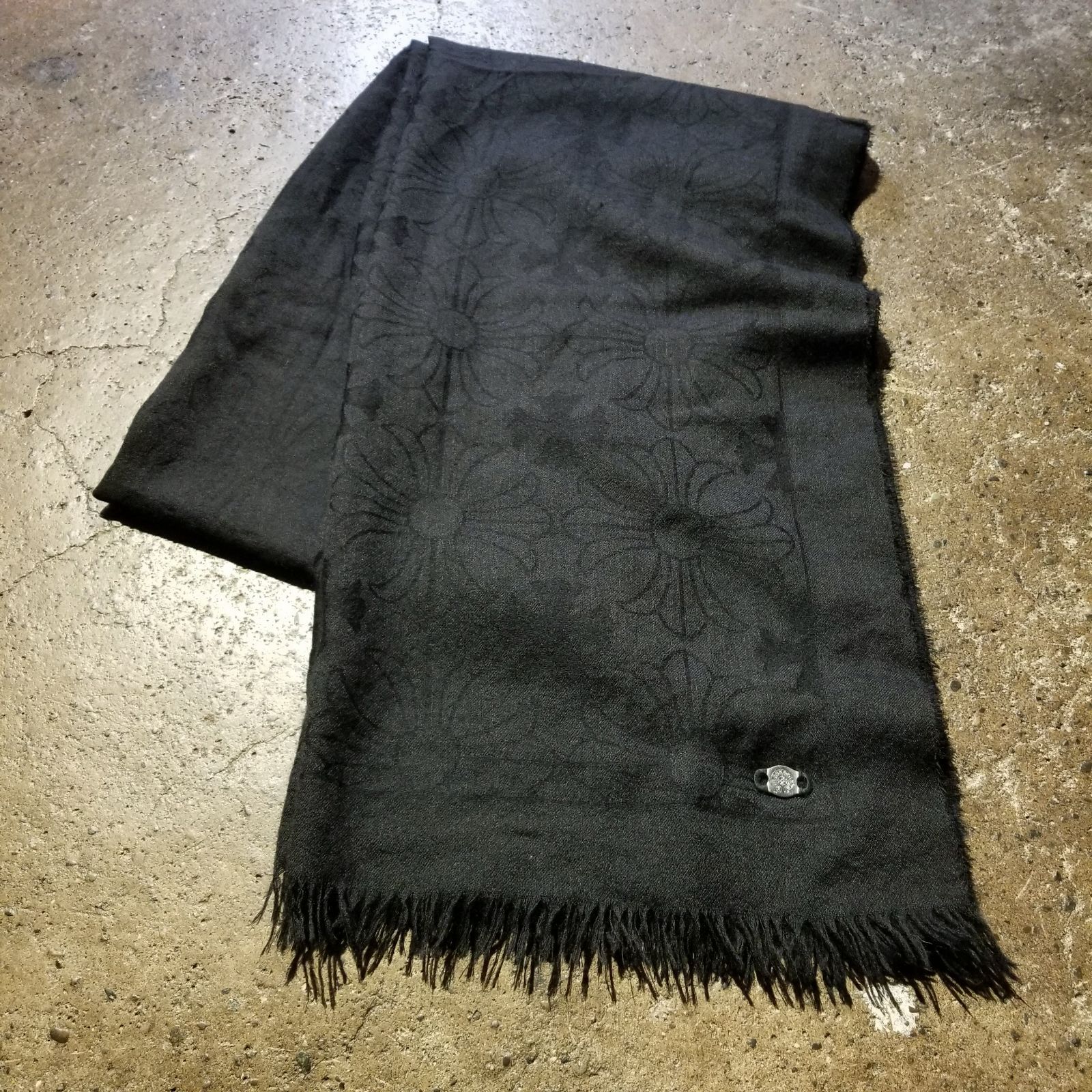 クロムハーツ　カシミヤ　ストール　CHプラス CHROME HEARTS CHプラス カシミヤストール クロムハーツ - メルカリ