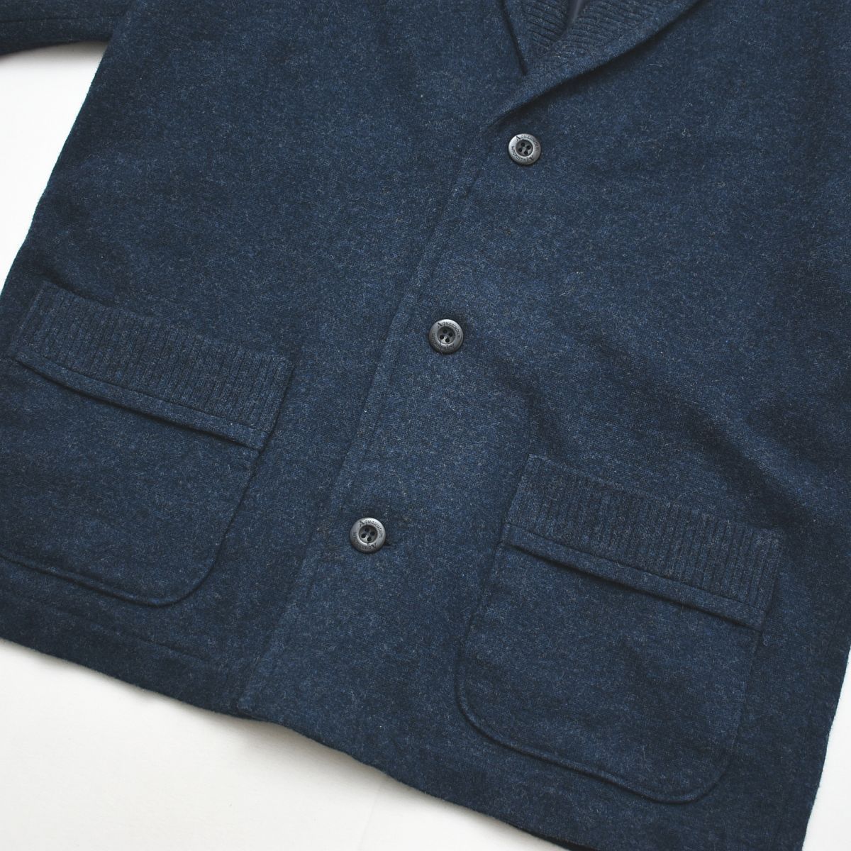 美品】 日本製 アクアスキュータム Aquascutum LONDON ショールカラー 