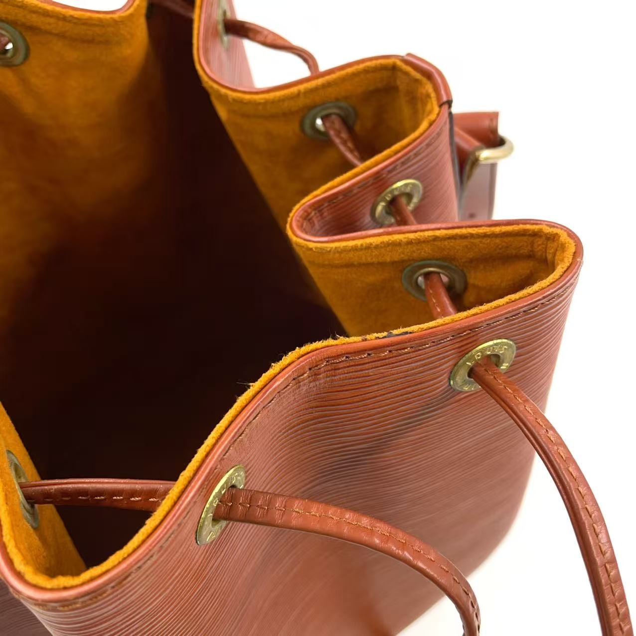 LOUIS VUITTON ノエ エピ エピ ケニアブラウン レザー ブラウン