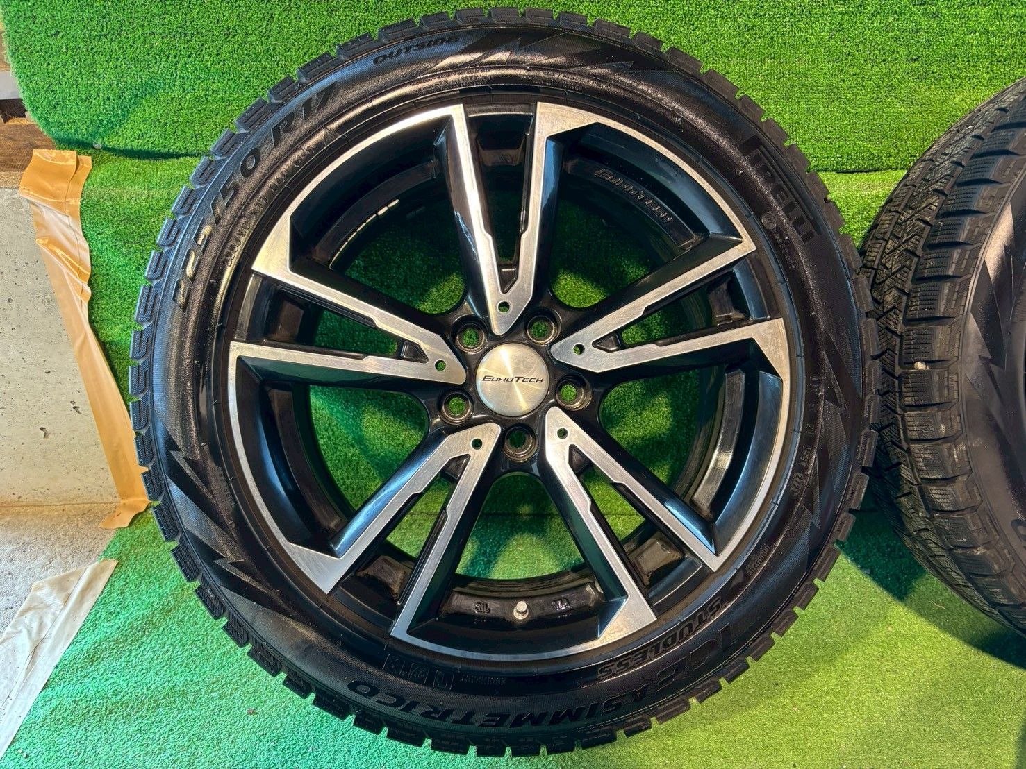 ☆ボルボ V40クロスカントリー MD4204T スタッドレスタイヤホイール 