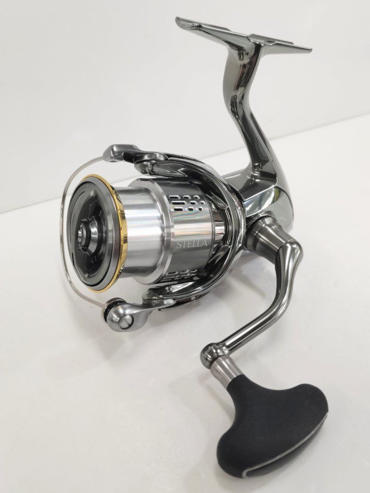 シマノ 18 STELLA ステラ 3000MHG（01）サーフ シーバス ヒラスズキ