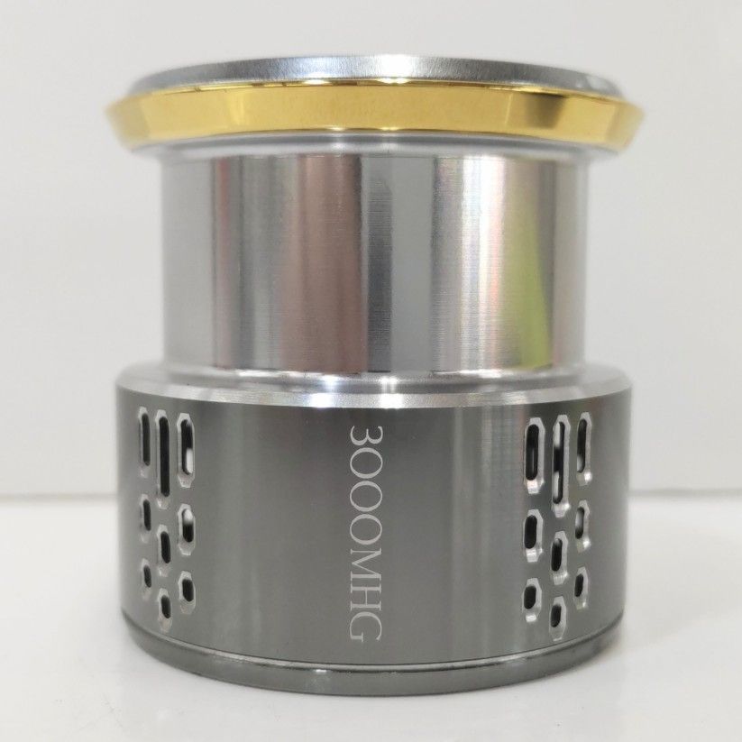 シマノ 18 STELLA ステラ 3000MHG（01）サーフ シーバス ヒラスズキ