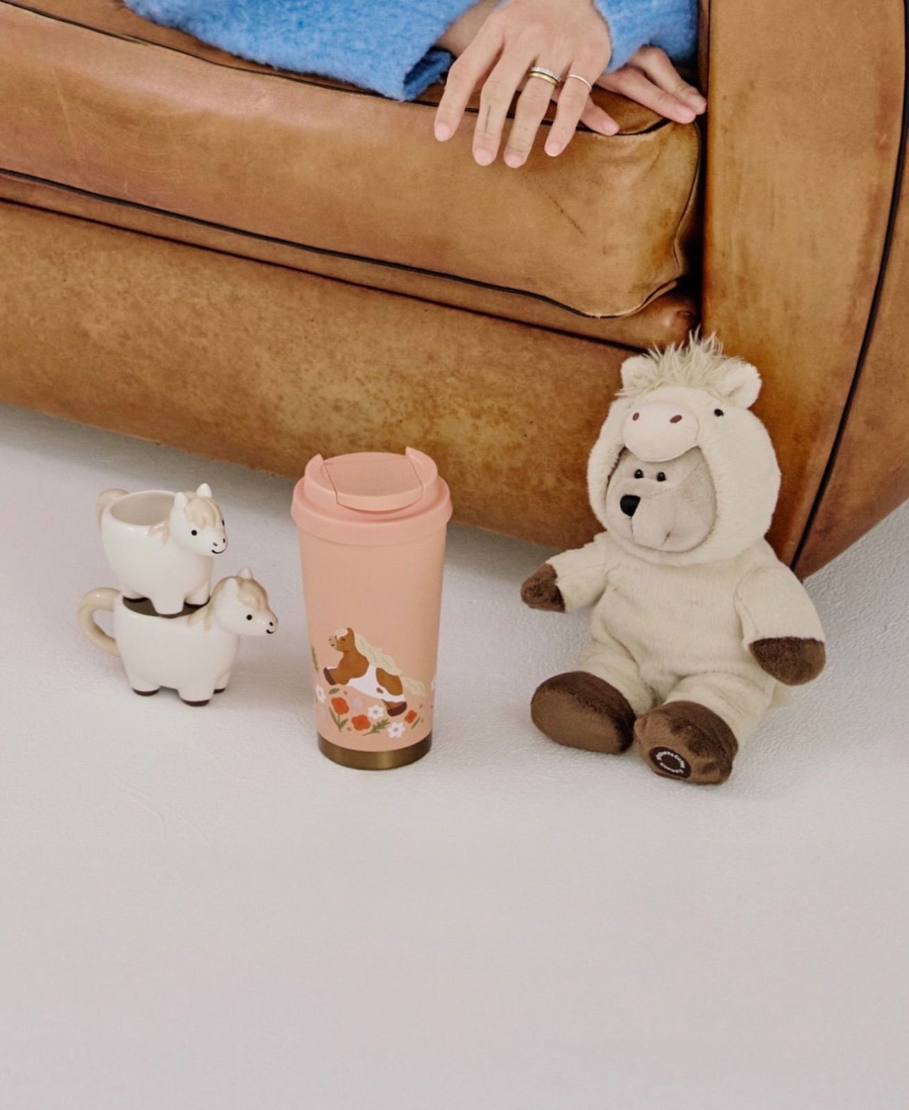 ⚪︎ 韓国スタバ x 29 CM SS Pony - Flower Elma Demi Mug 2 P SET