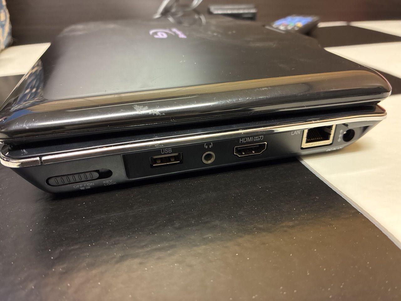 AVOXポータブルBDプレーヤー 10インチ APBD-1080HK - メルカリ AVOXポータブルBDプレーヤー 10インチ APBD-1080HK - メルカリ