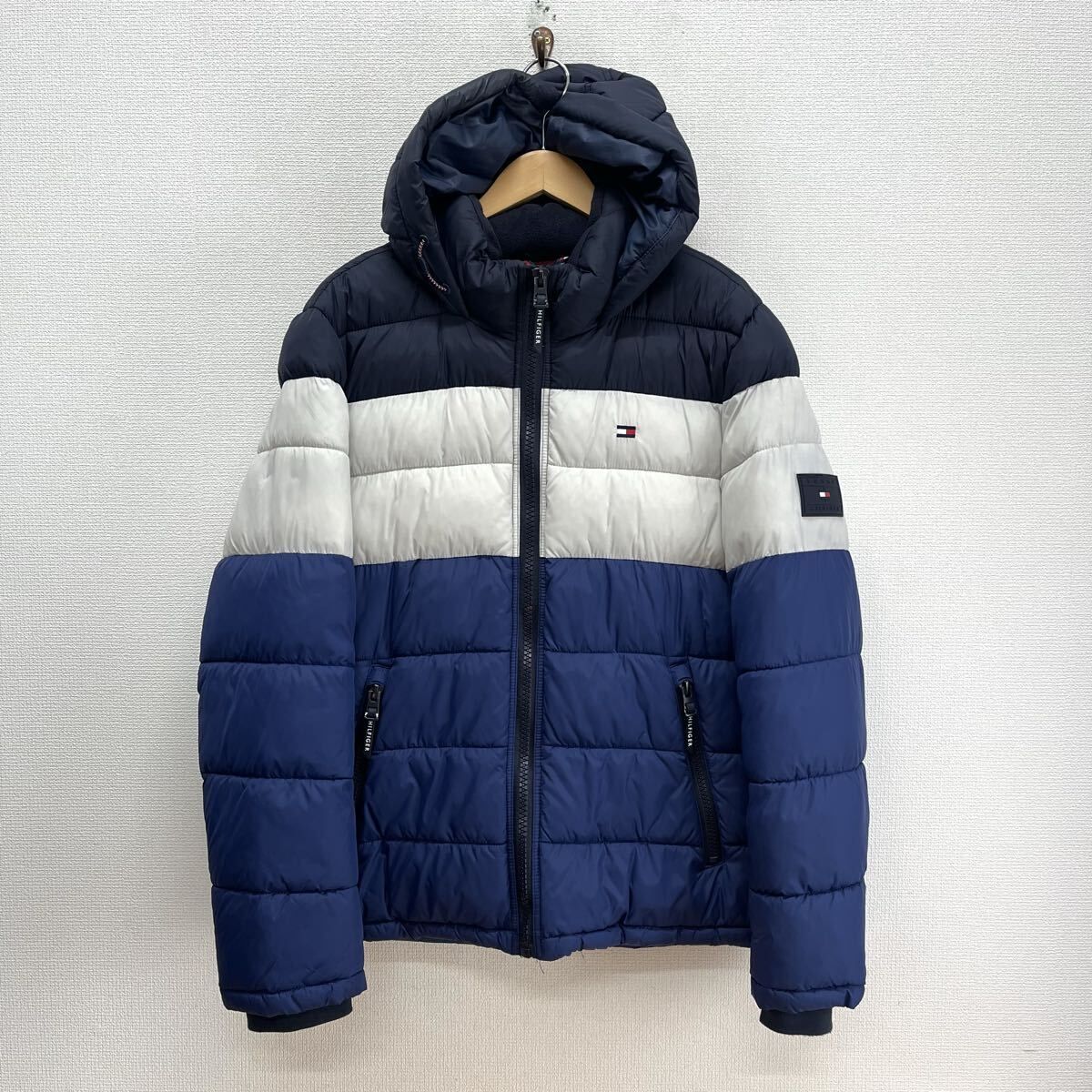 TOMMY HILFIGER トミーヒルフィガー クラシックナイロンフーディ 