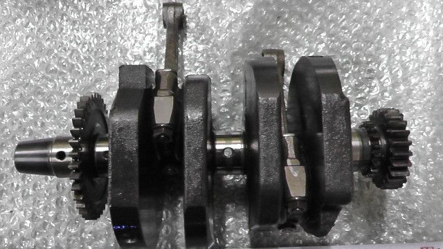 ZZR250 EX250H-060xxx の クランクシャフト:#1768874421 - メルカリ