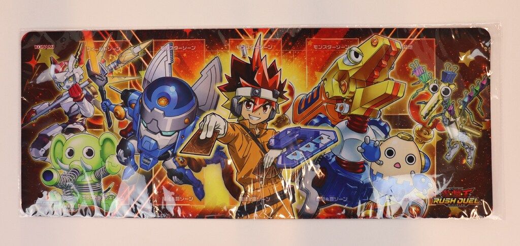 コナミ ハーフプレイマット 遊戯王ラッシュデュエル 王道遊飛 - メルカリ