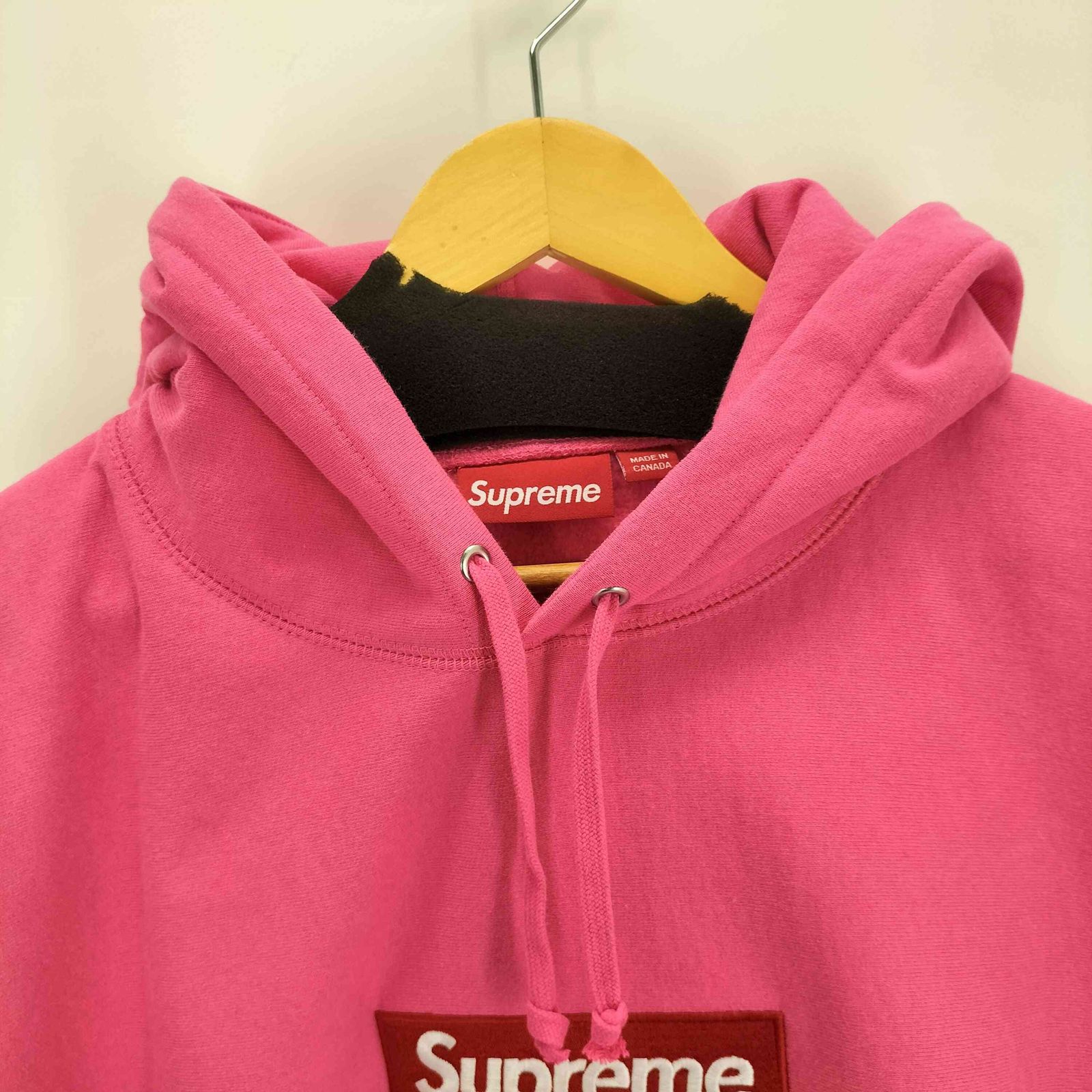 Supreme『Box Logo Hooded Sweatshirts』が シュプリーム 国内店舗にて 