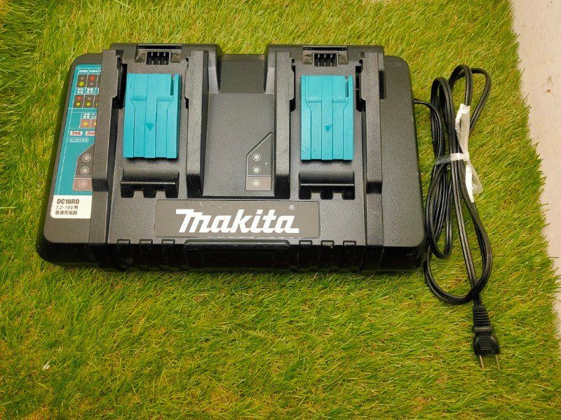 電動工具・エア工具 ☆マキタ 2口急速充電器 DC18RD 動作確認済み