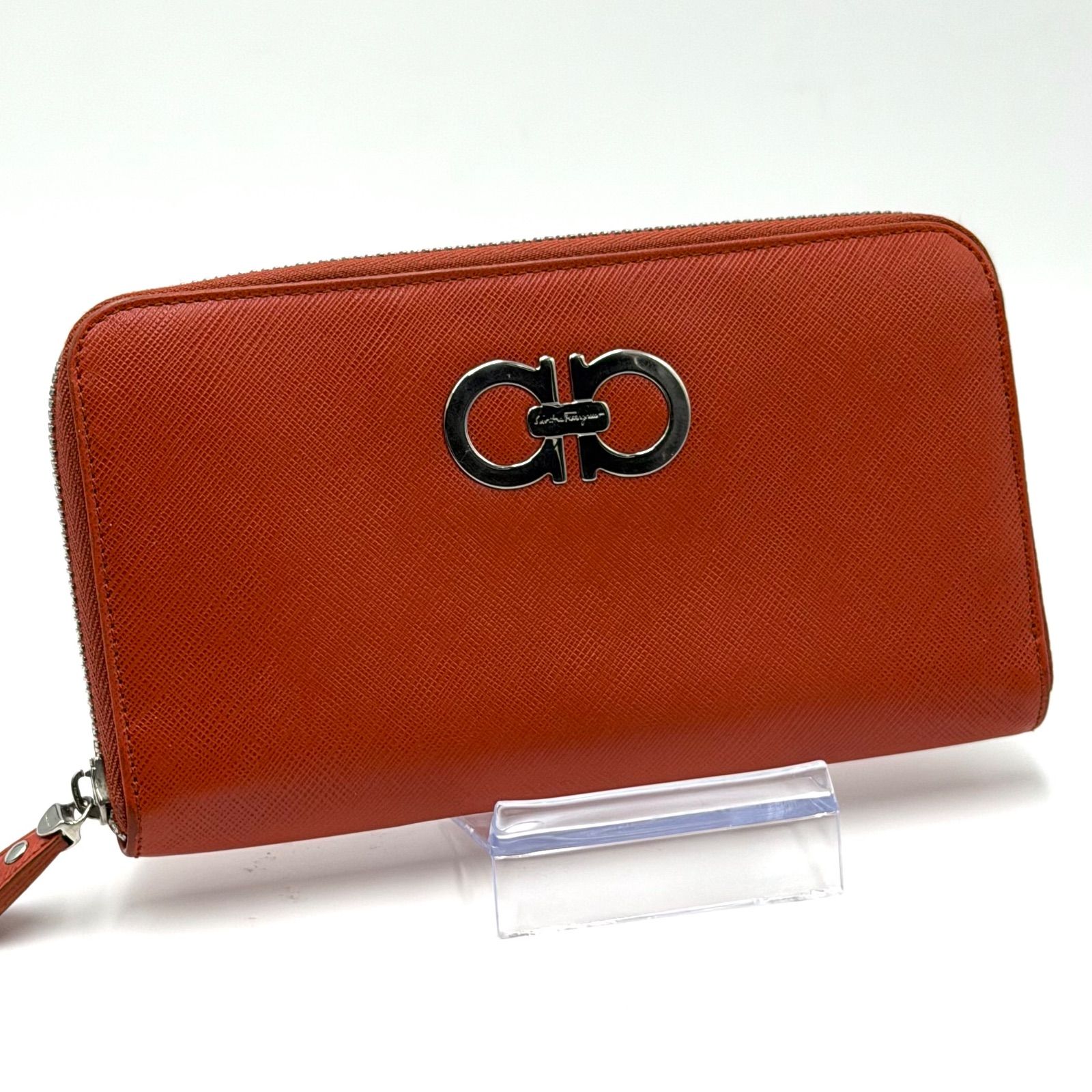 サルヴァトーレ フェラガモ Salvatore Ferragamo ガンチーニ 長財布 お