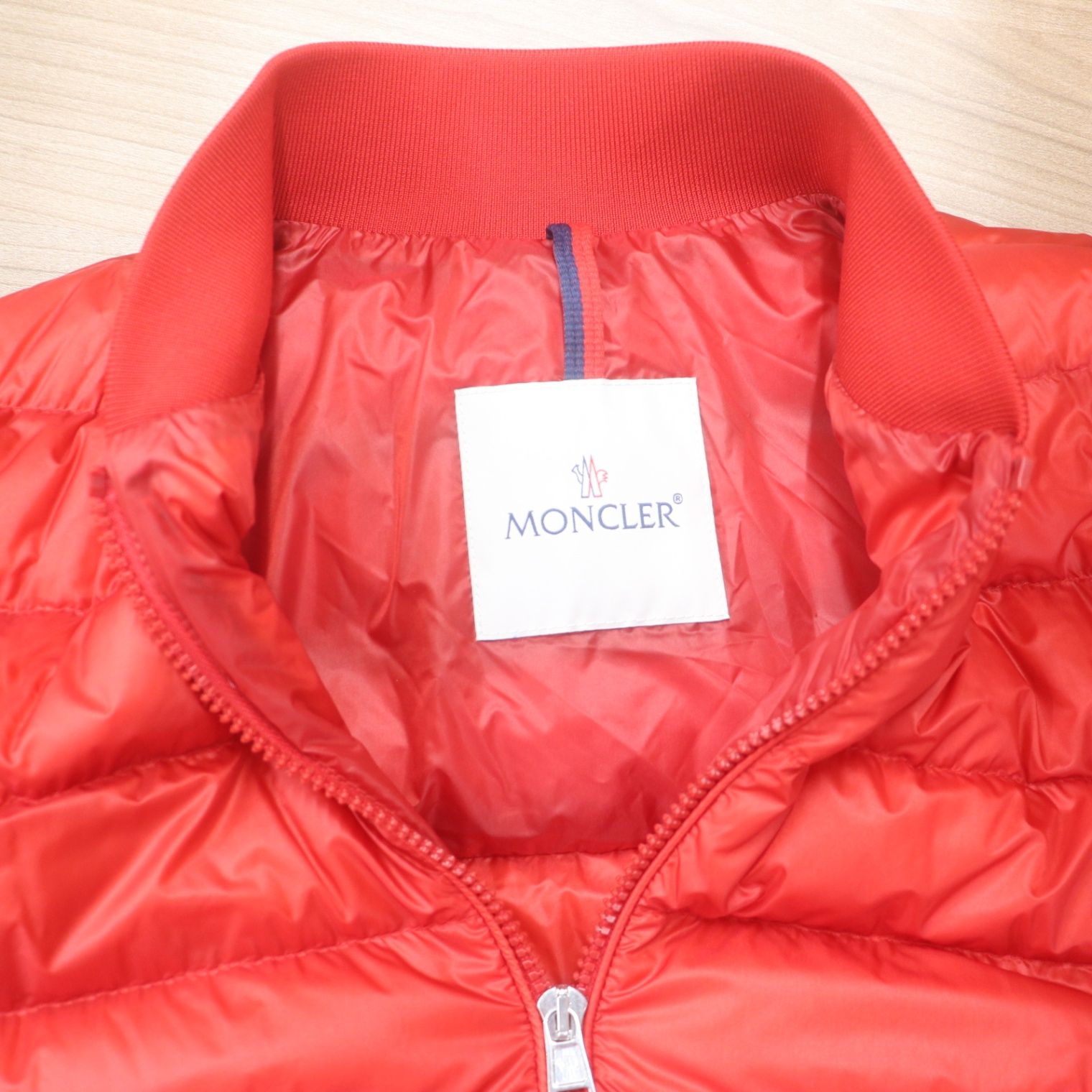ITWY2BX27PTW 美品 国内正規 MONCLER モンクレール ROBERT ダウン 