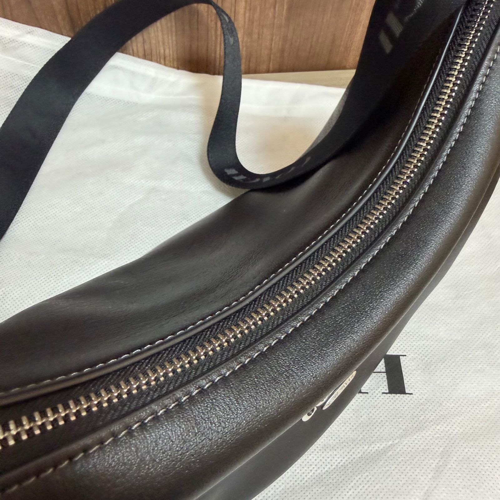 ☆COACH コーチ CT644 ショルダーバッグ ボディバッグ ハーフムーン