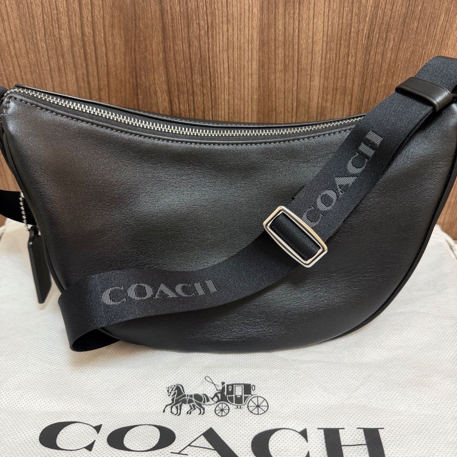 ☆COACH コーチ CT644 ショルダーバッグ ボディバッグ ハーフムーン