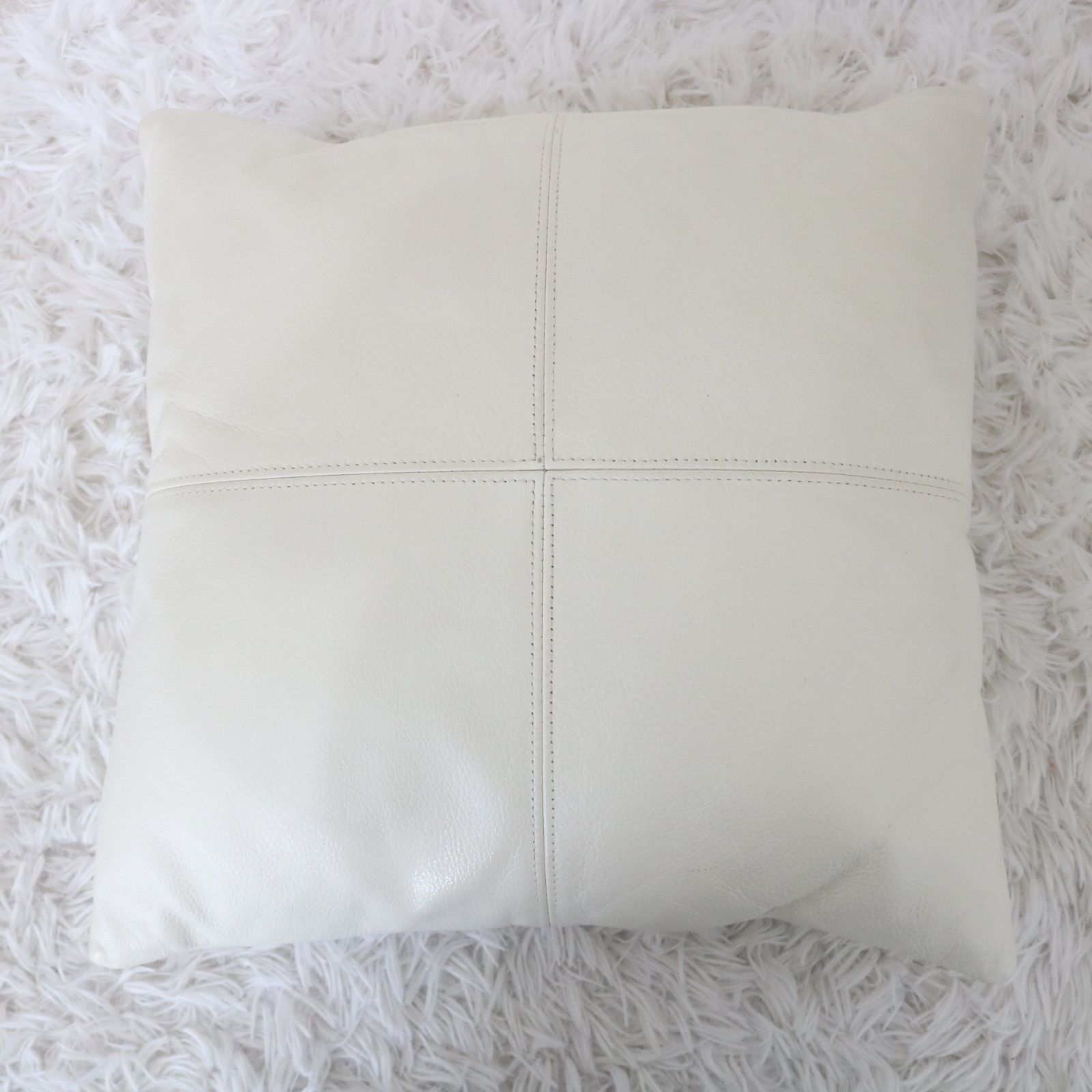 Ｍ08/0111a03 クッション　カッシーナ　イクスシー　2個 M08/0111a03 クッション カッシーナ イクスシー 2個 - メルカリ