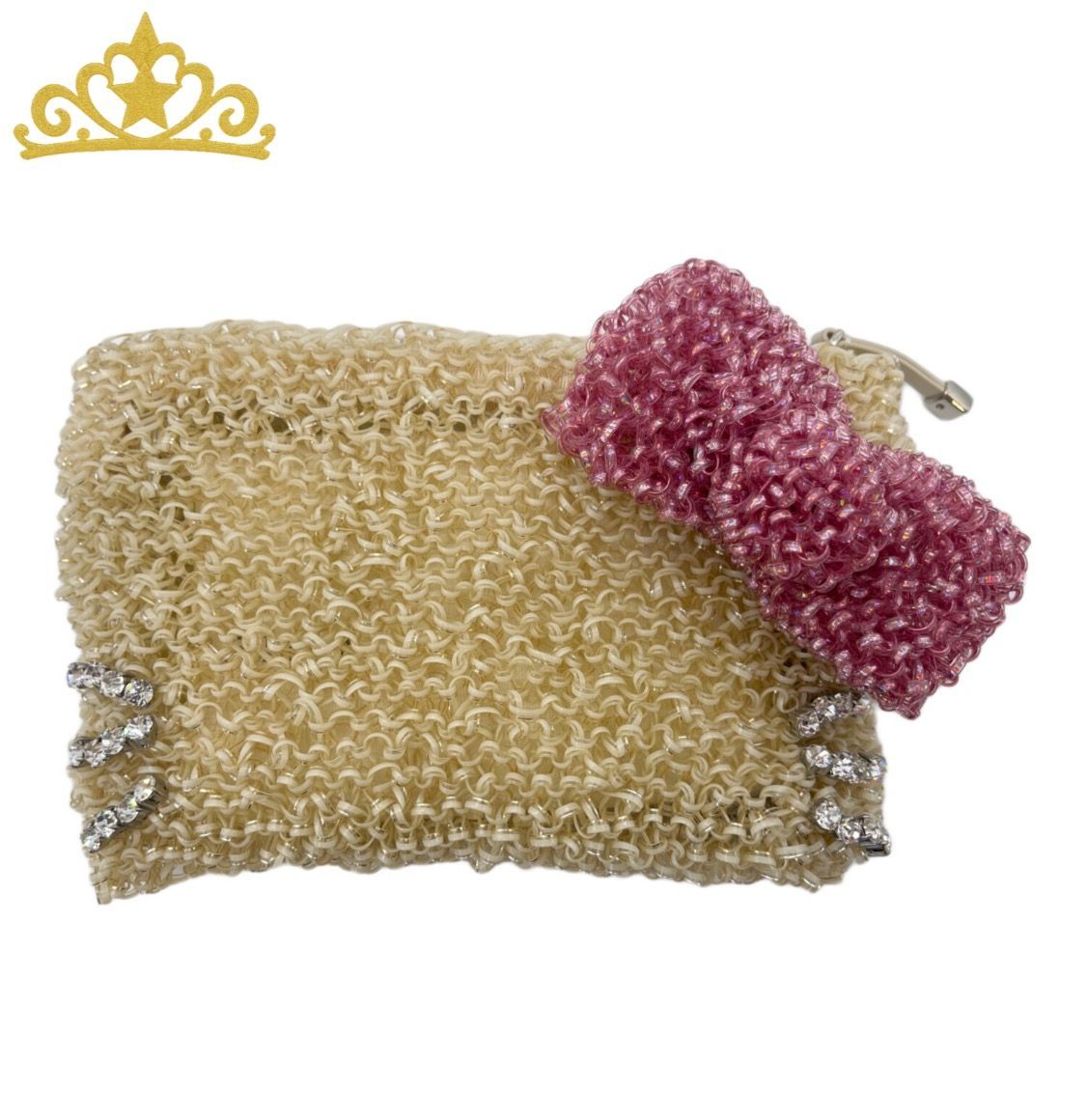 ANTEPRIMA × サンリオ HELLO KITTY ワイヤーポーチ クラッチバッグ