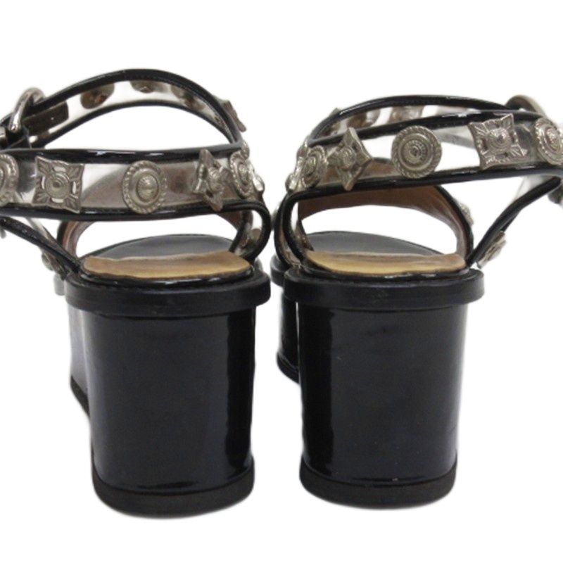 トーガ プルラ TOGA PULLA メタル装飾 バックル サンダル エナメル