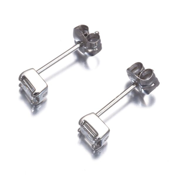 ヴァンドーム ピアス ダイヤ ダイヤモンド 0.14ct/0.14ct 一粒