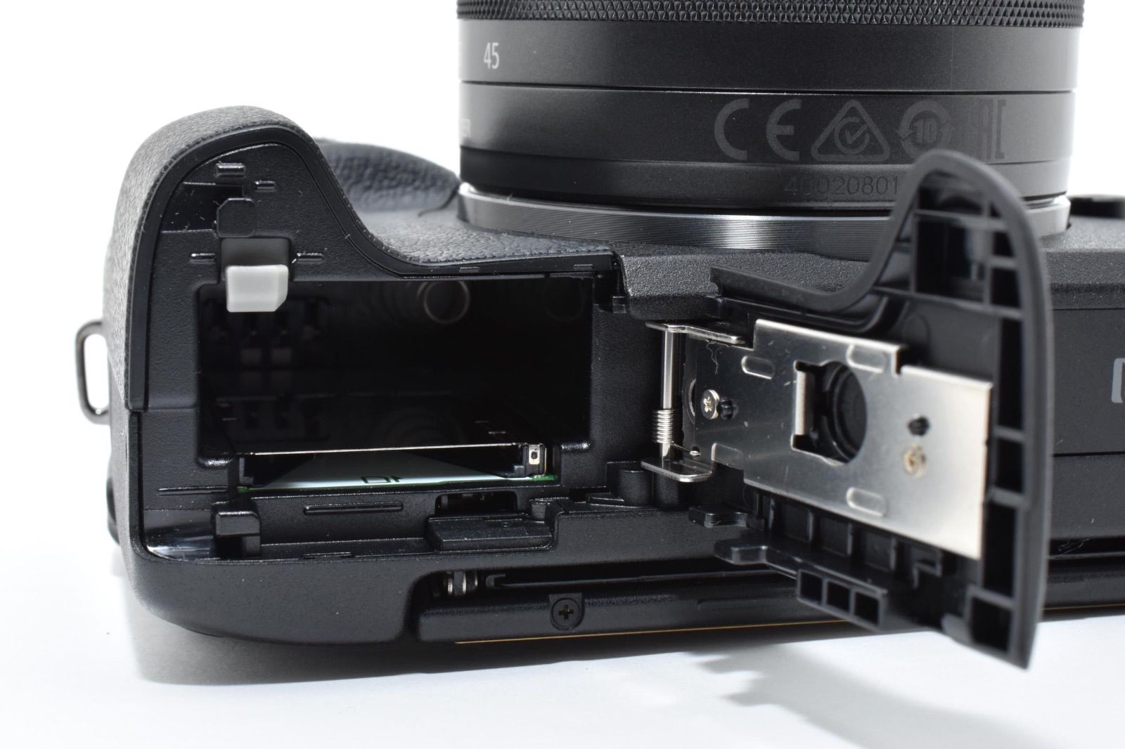 美品】キヤノン Canon EOS M3 レンズキット☆WiFi搭載&高画質