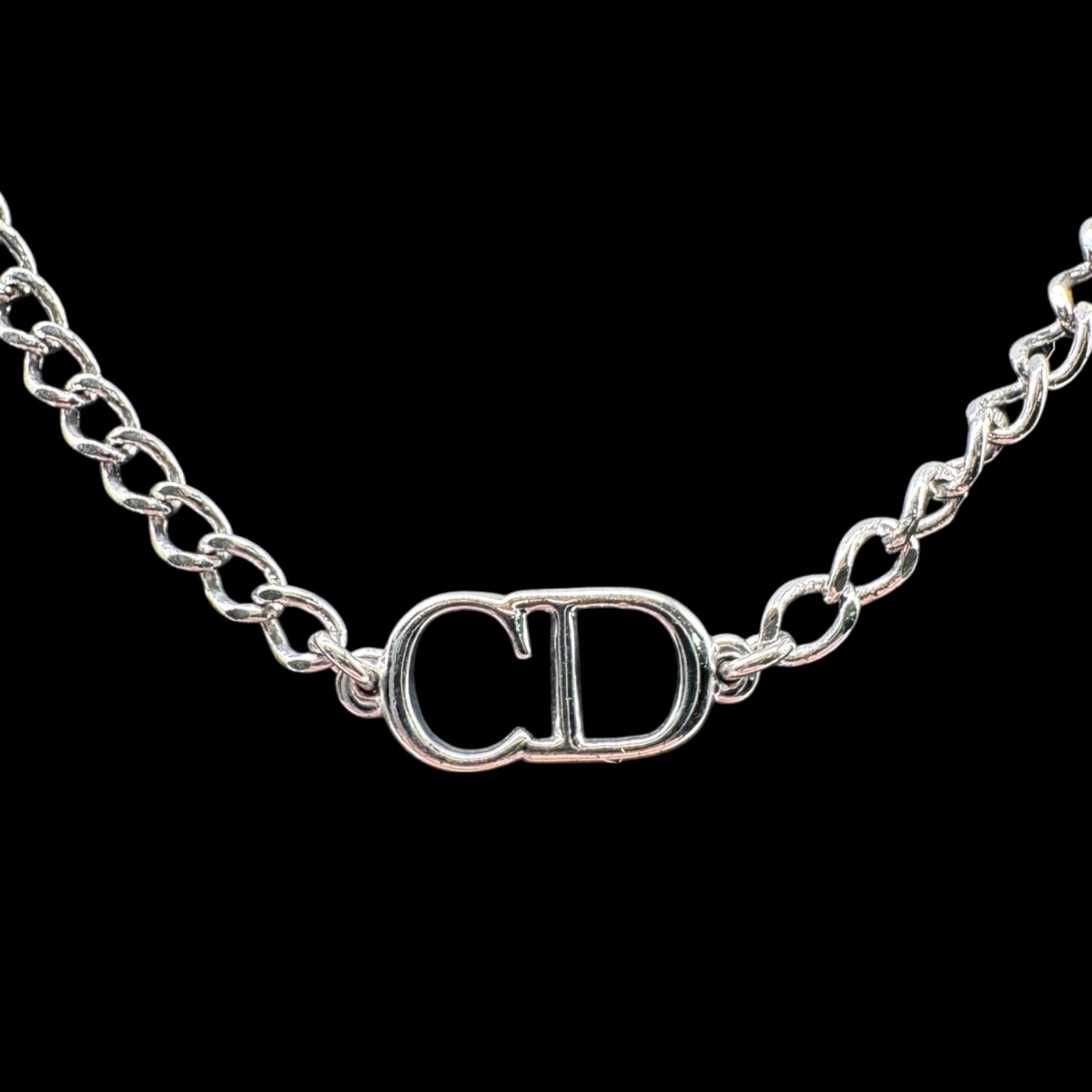 Christian Dior クリスチャンディオール CDロゴ シルバーカラー