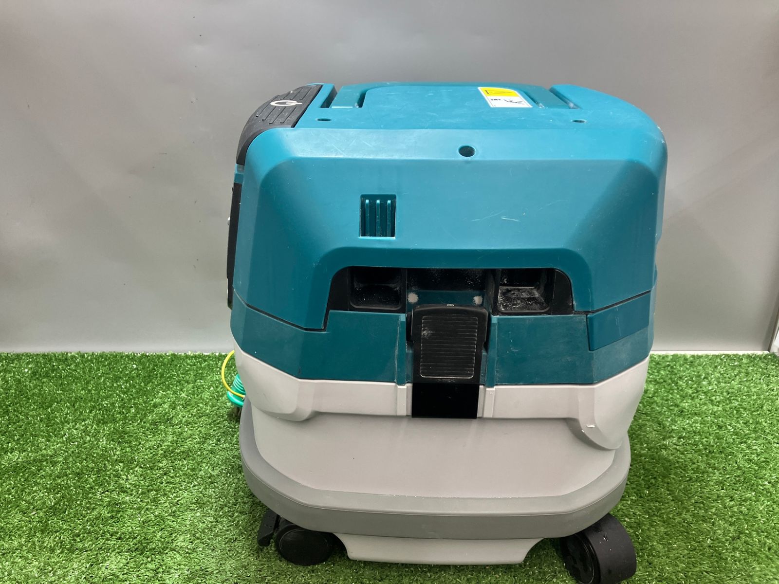 品 0936 makita マキタ 集じん機 粉じん 8 L VC 0830