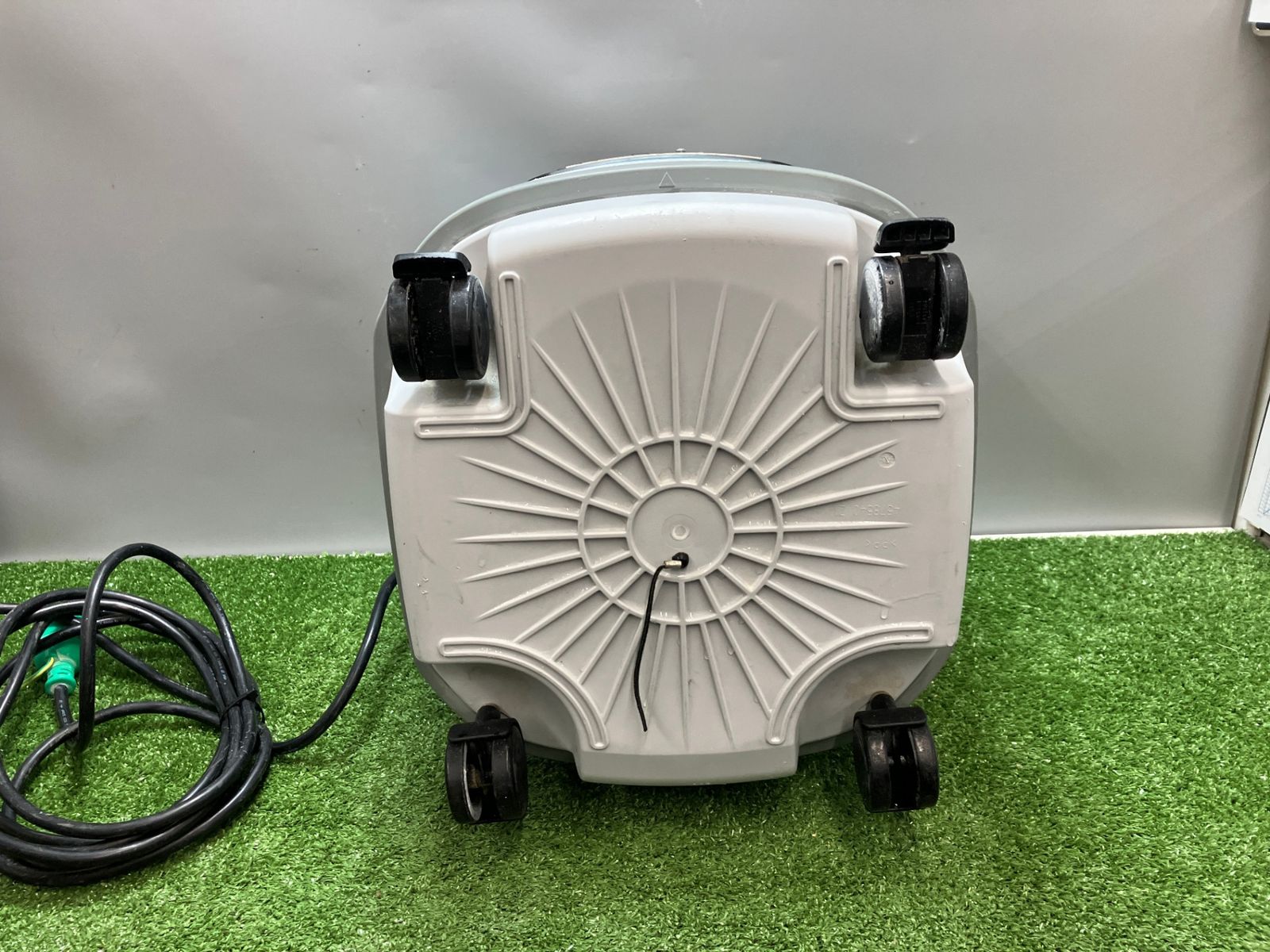  品 0936 makita マキタ 集じん機 粉じん 8 L VC 0830 集塵機 ブロワー 電動工具 エア工具