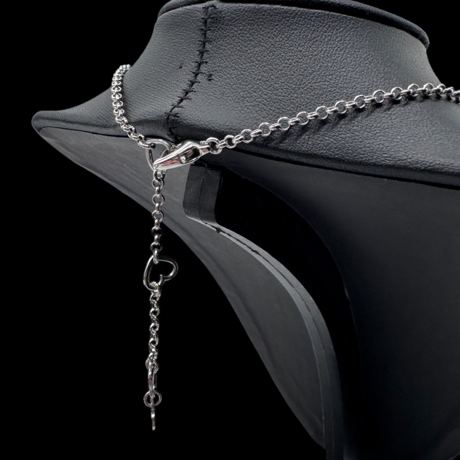 希少 Christian Dior クリスチャンディオール CDロゴ ハートモチーフ