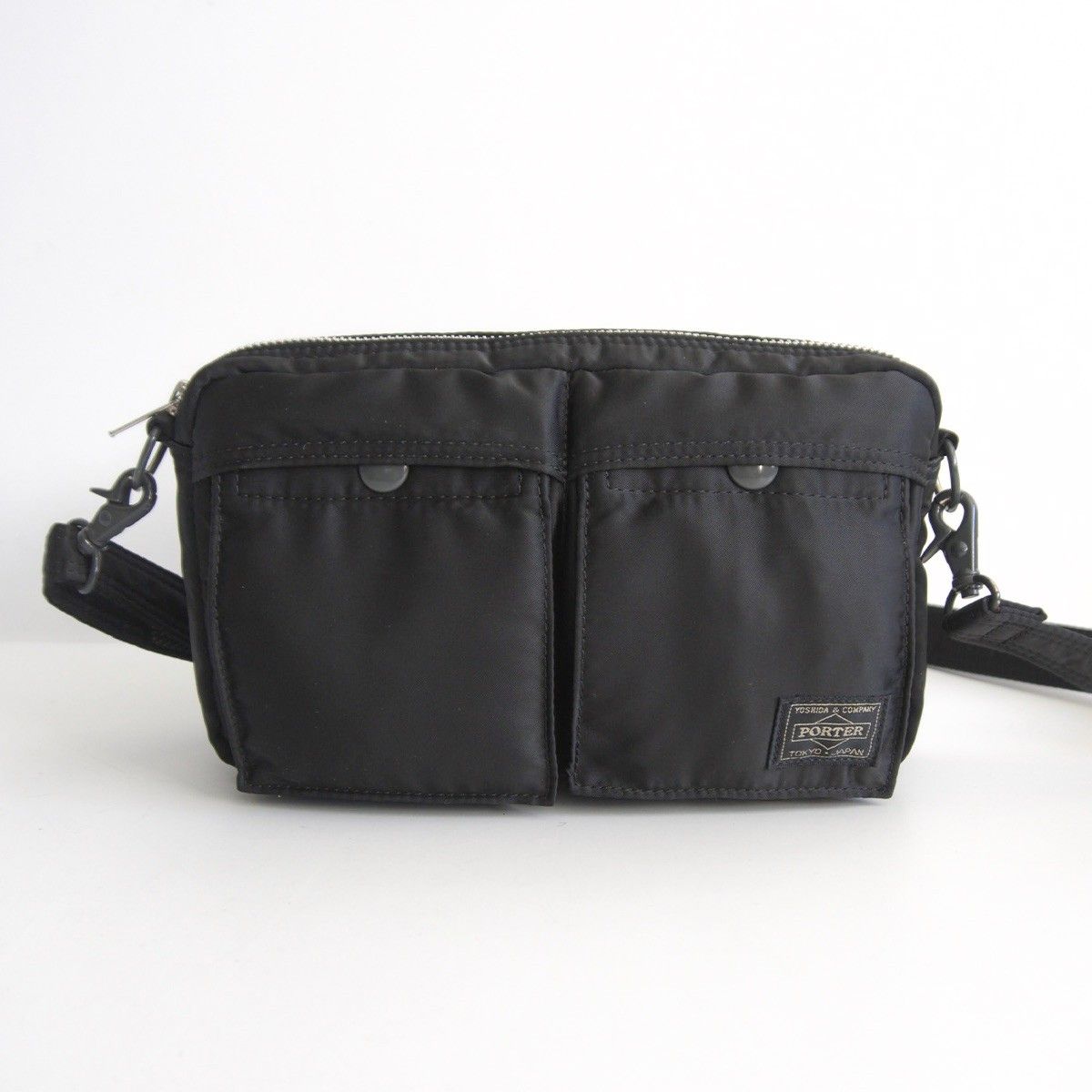 【極美品】PORTER ポーター タンカー ショルダーバッグ ナイロン ブラック 吉田カバン（YOSHIDA KABAN） ポーター ショルダーバッグ タンカー