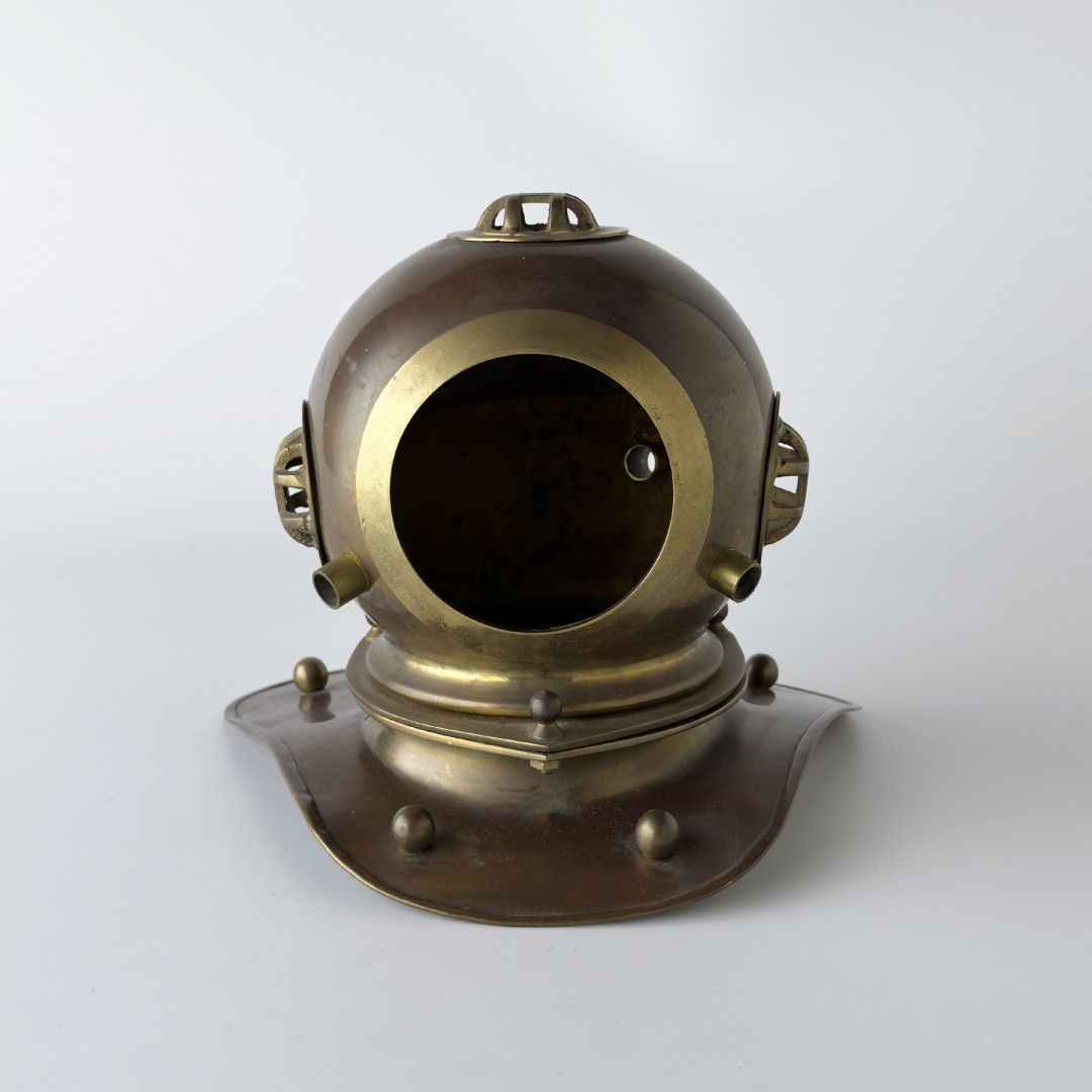 潜水ヘルメット　銅製オブジェ アンティーク インテリア　置き時計 romando_0n0572
