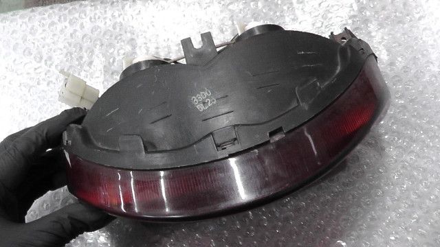 バンディット250 GJ77A-106xxx の テールランプ:#1768960904 - メルカリ