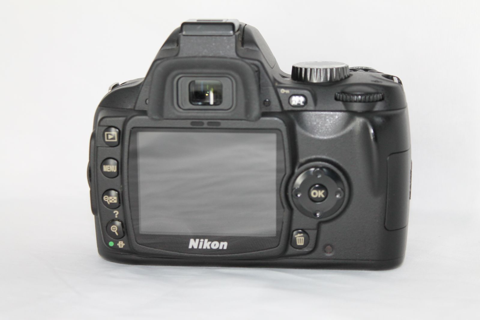 手ぶれ補正✨ Nikon D60 一眼レフ レンズセット 充電器付 デジカメ