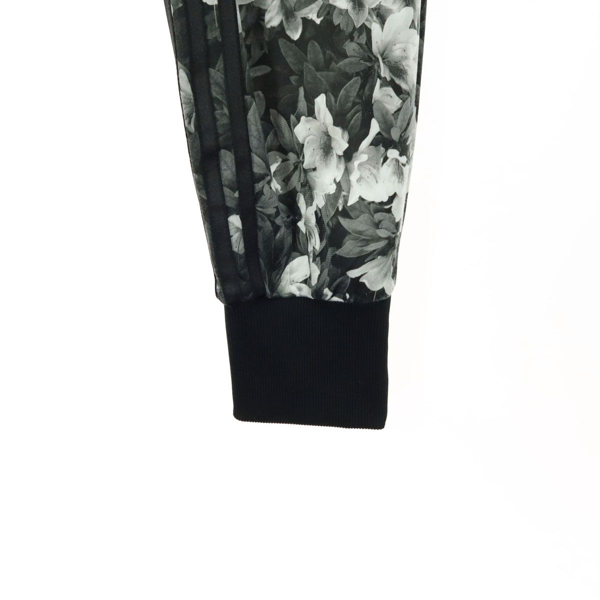 adidas NEO アディダスネオ 花柄 ジョガーパンツ OT ブラック系