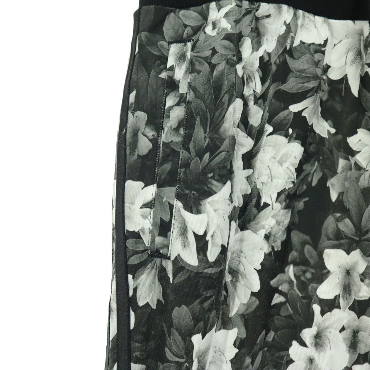 【値下げ】adidas アディダス　ネオ　neo 花柄　美品 adidas NEO アディダス ネオ花柄 トラックジャージ上下セット 総柄