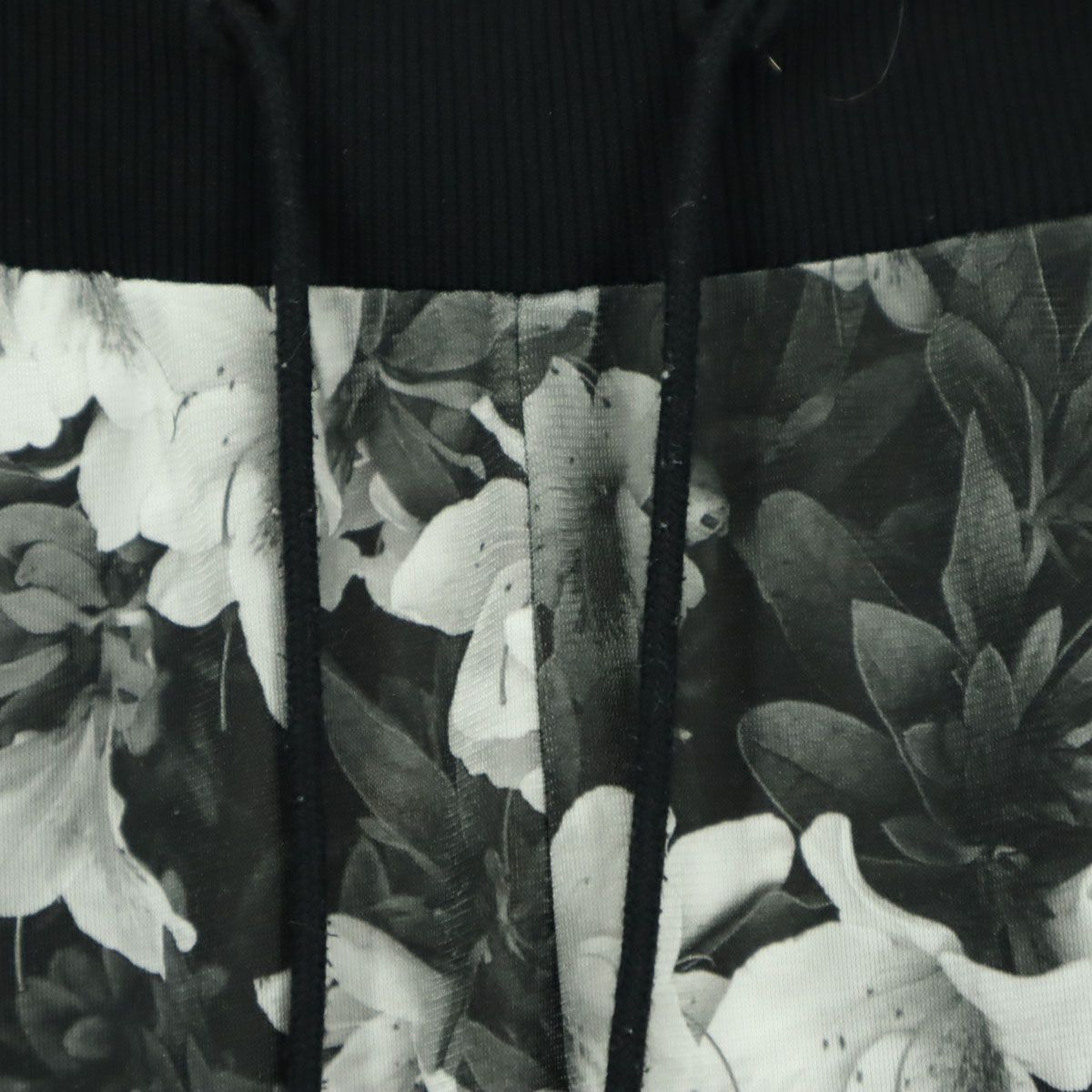 adidas NEO アディダスネオ 花柄 ジョガーパンツ OT ブラック系