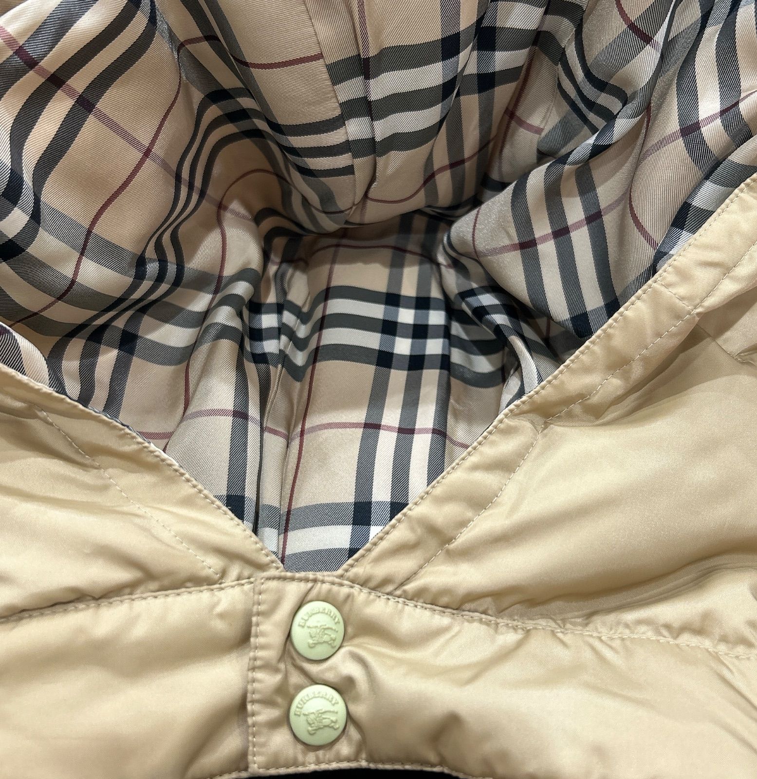 朝生田187 BURBERRY バーバリー キッズ ダウンジャケット サイズ130A