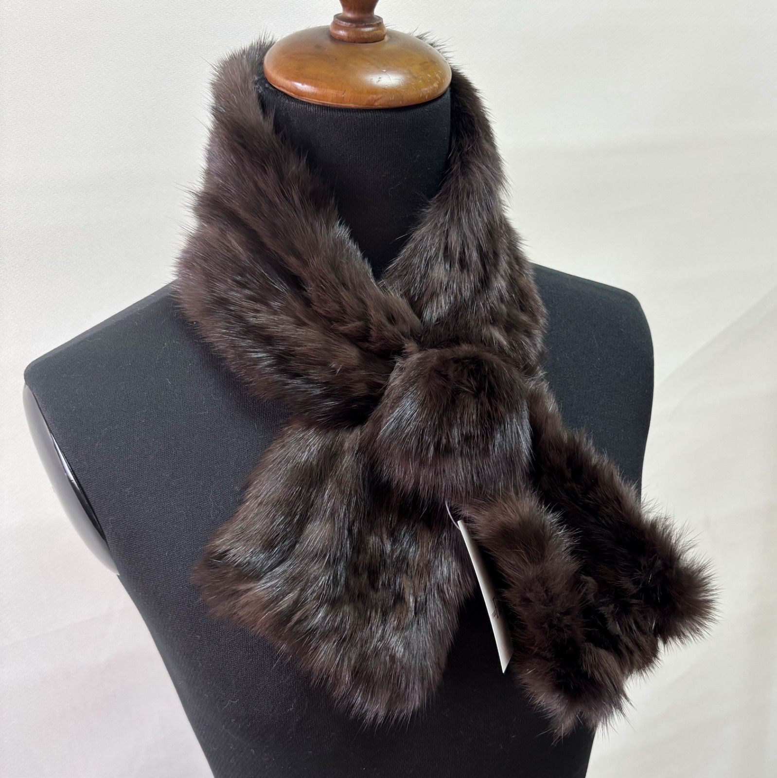 新品】ロシアンセーブルファーマフラー 花付き 編み込み リアルファー