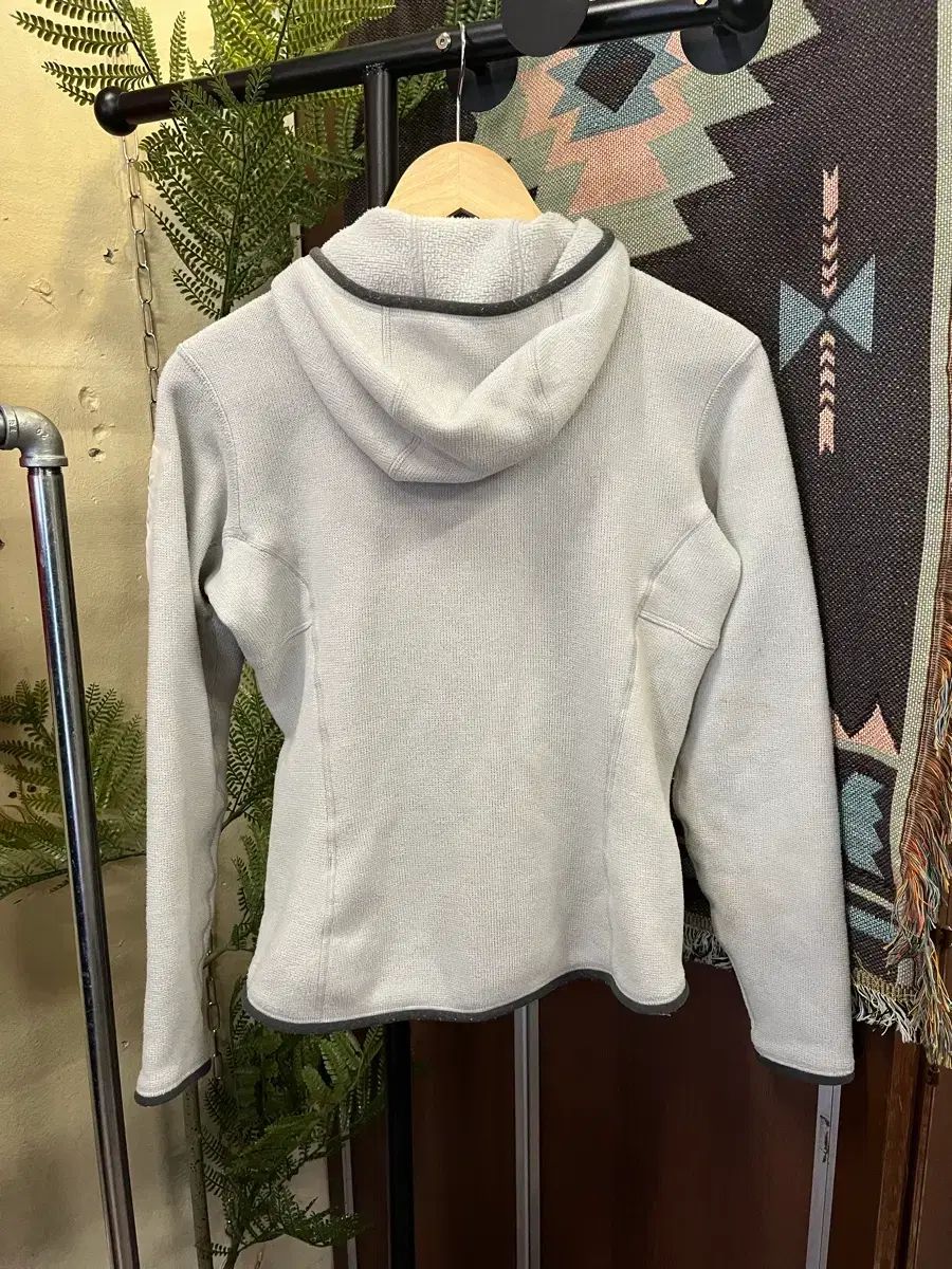 アークテリクス フリース フード ジップアップ ジャケット csz 352