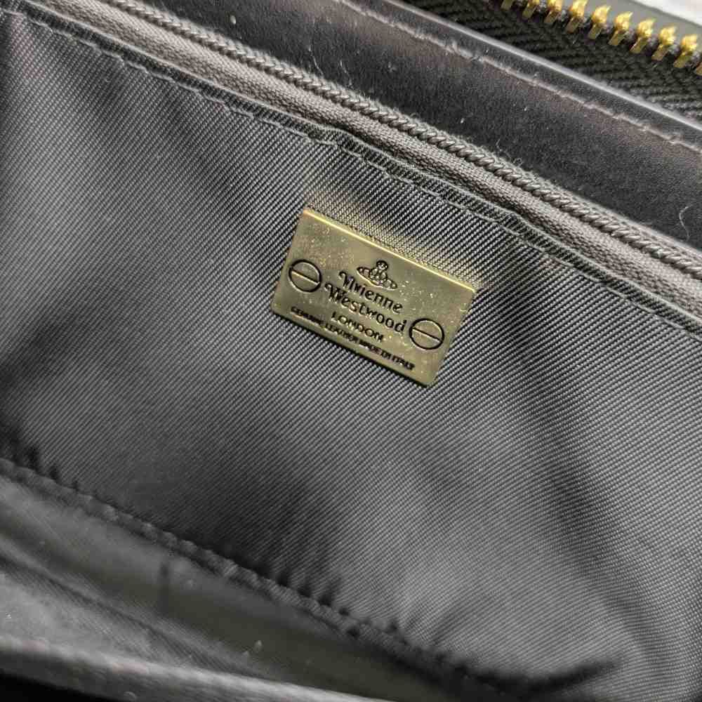 ヴィヴィアンウエストウッド Vivienne Westwood 長財布 レザー 本革