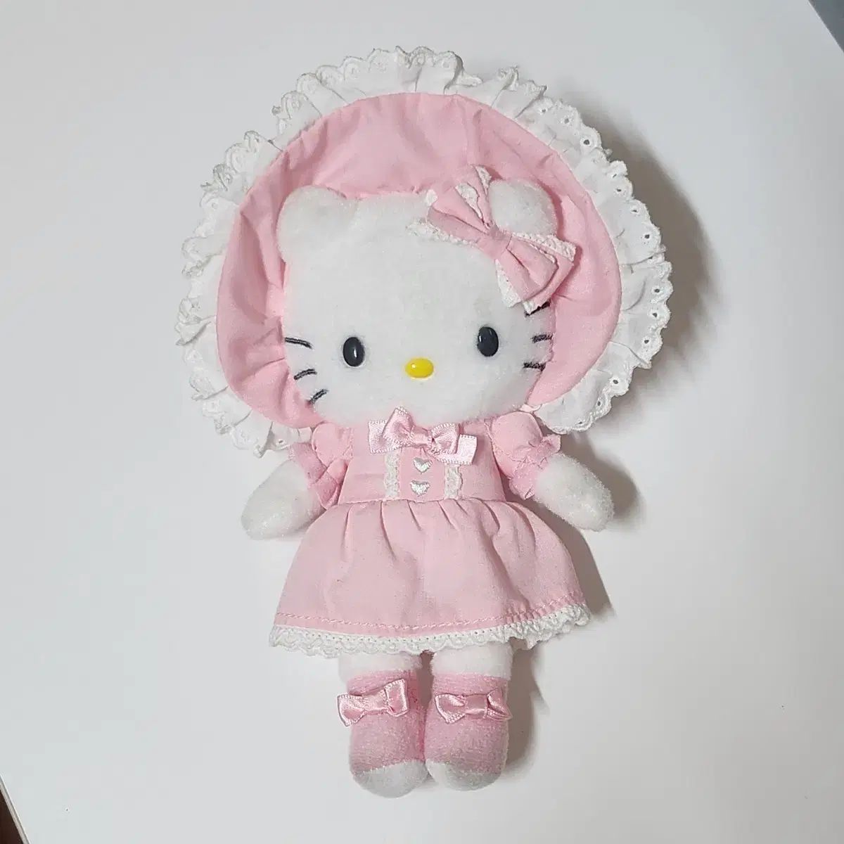 ハローキティ　ぬいぐるみ　ロリータ ハローキティ マスコットホルダー（ロリータ）｜サンリオオンライン