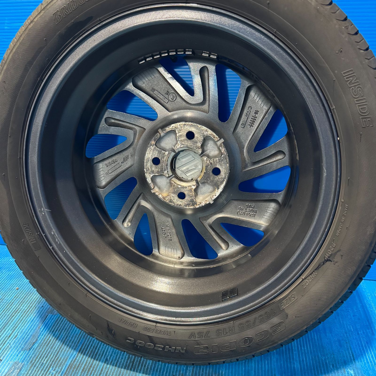 23年製 8分山】スズキ スペーシアカスタム MK32S 純正 15インチ 4.5J+