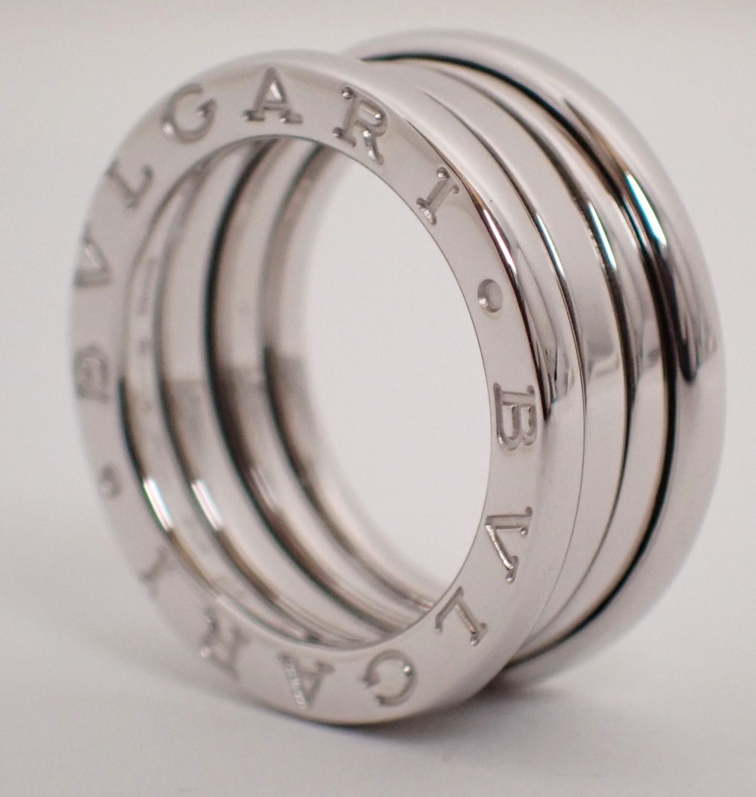 美品 BVLGARI(ブルガリ) B.zero1 リング 3バンド #48(7号) K18WG 8.1g