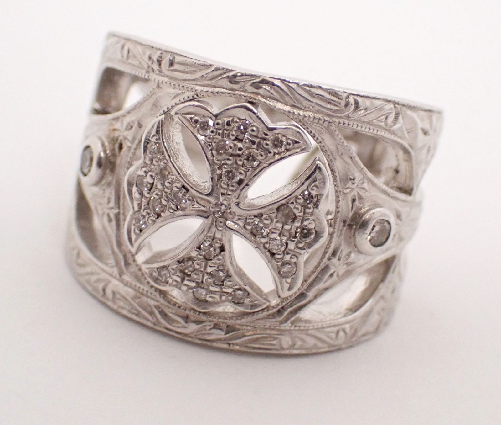 ローリーロドキン　18K✕SILVER リング 美品 Loree Rodkin(ローリーロドキン) ダイヤモンドリング 14号 K18WG