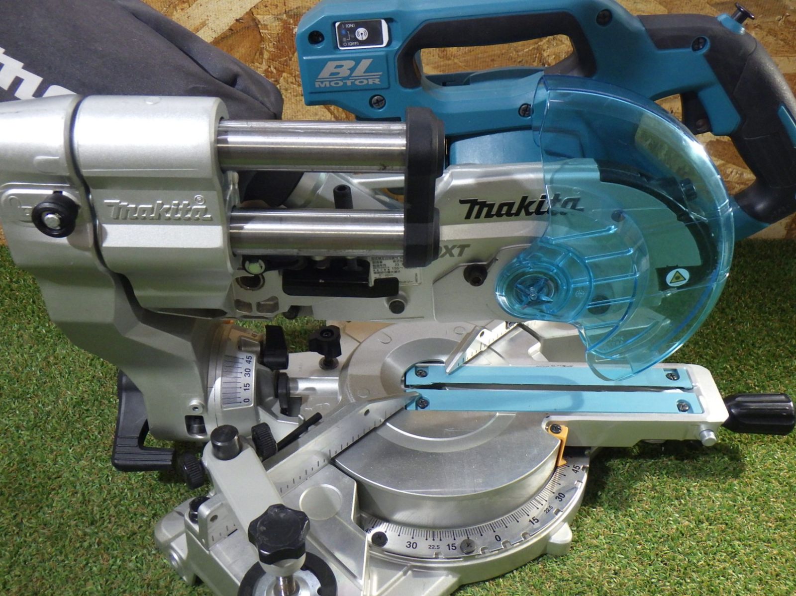 充電式スライドマルノコ