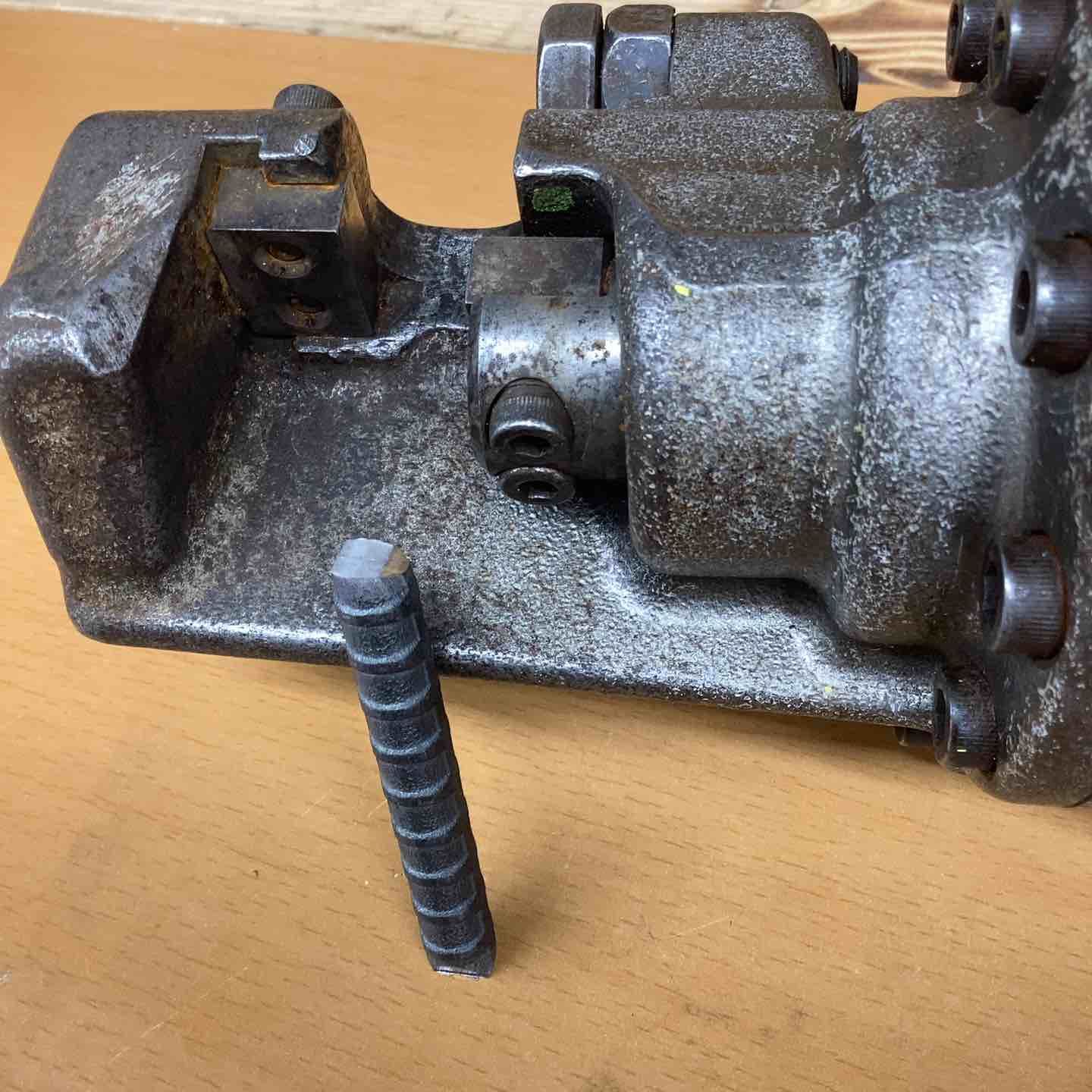 コードレス鉄筋カッター PJ-RC