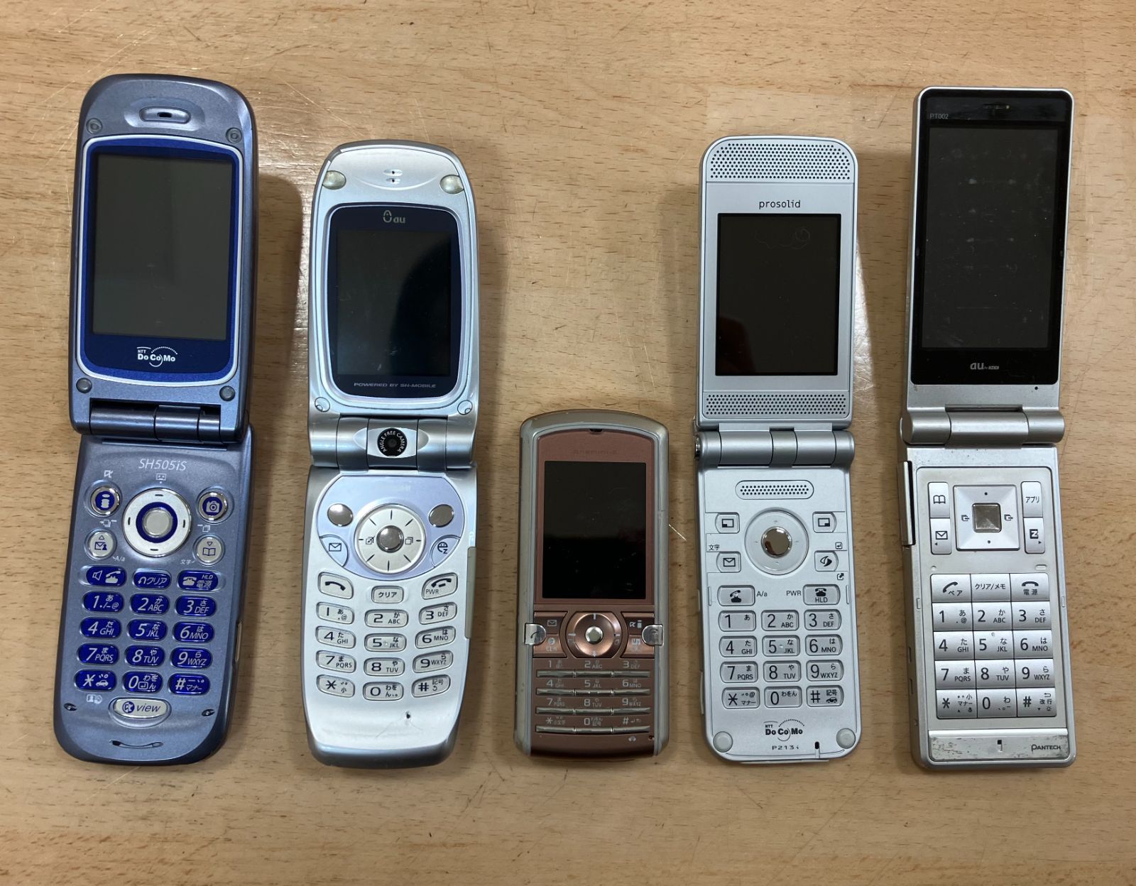 29285】ガラケー 携帯電話 au SONY ジャンク品 部品取り 計16点 中古品