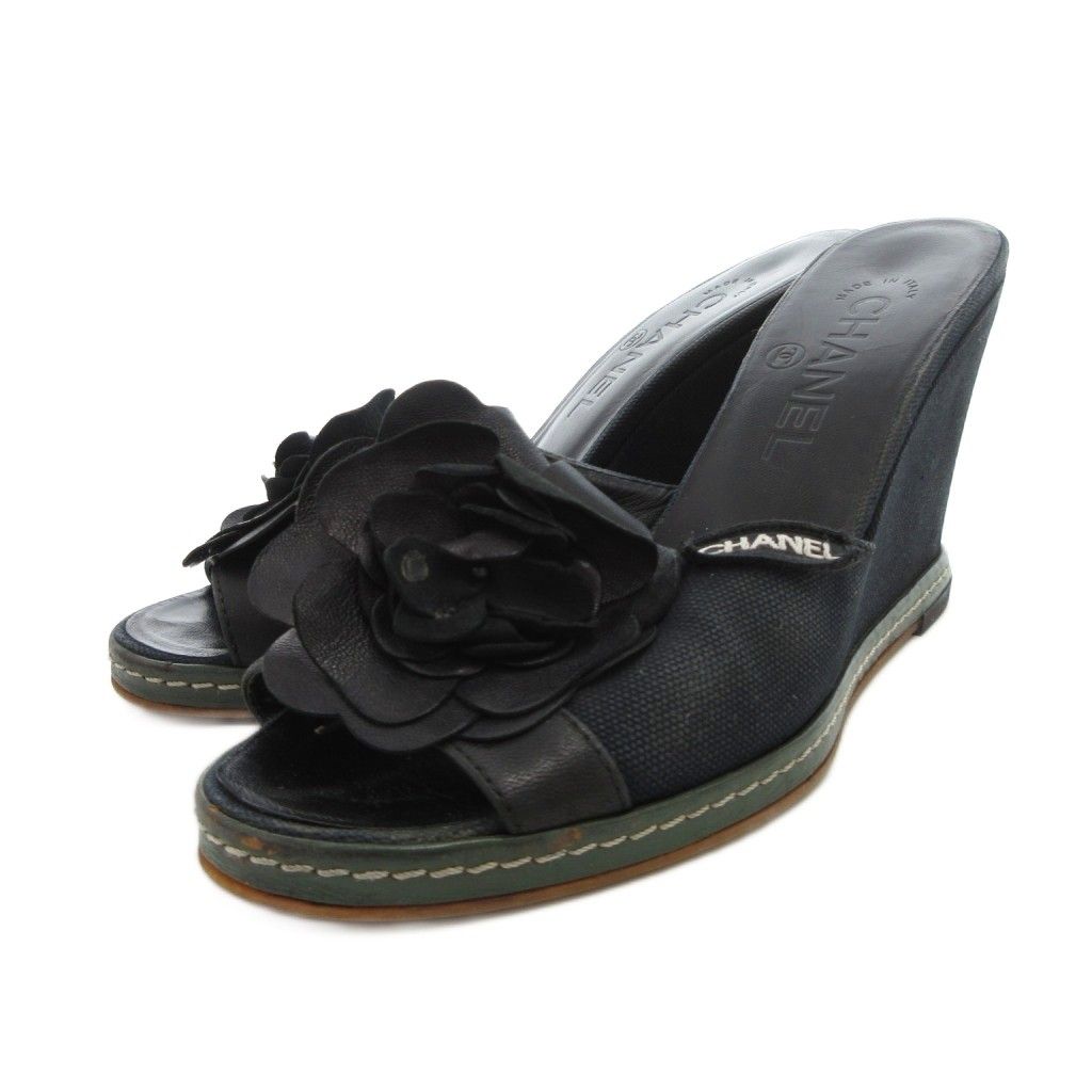 【レア】CHANEL ブラック ウッドカメリア サンダル ミュール　36 シャネル CHANEL カメリア サンダル レザー 本革 36.5 黒 ブラック