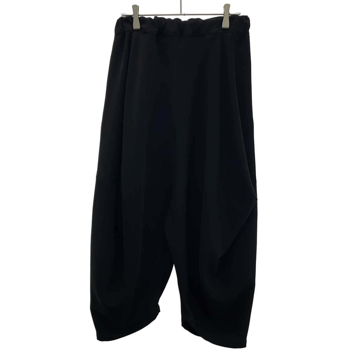 LIMI feu リミフゥ ダブルサテンサルエルパンツ LE-P29-910 ブラック 2